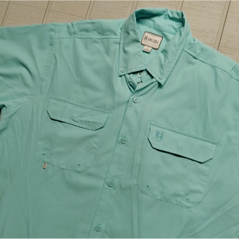 HEYBO Fishing Outdoors Shirt Men's Size Small Teal Short Sleeve Active Polyester